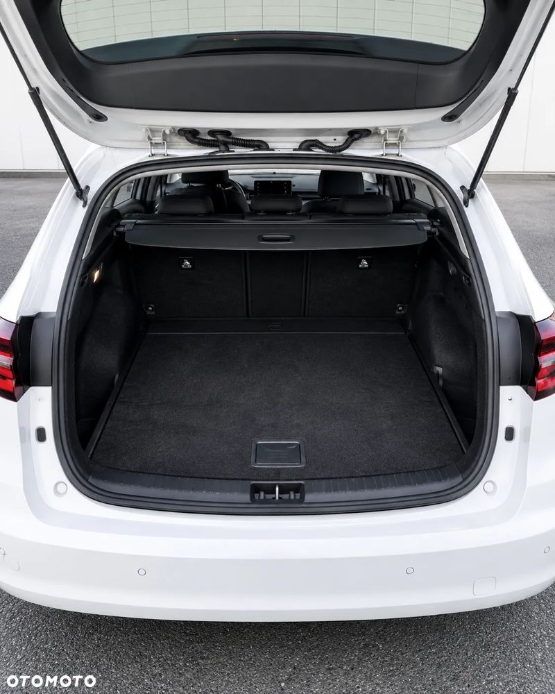 Toyota Corolla 1.8 Hybrid Comfort - 9