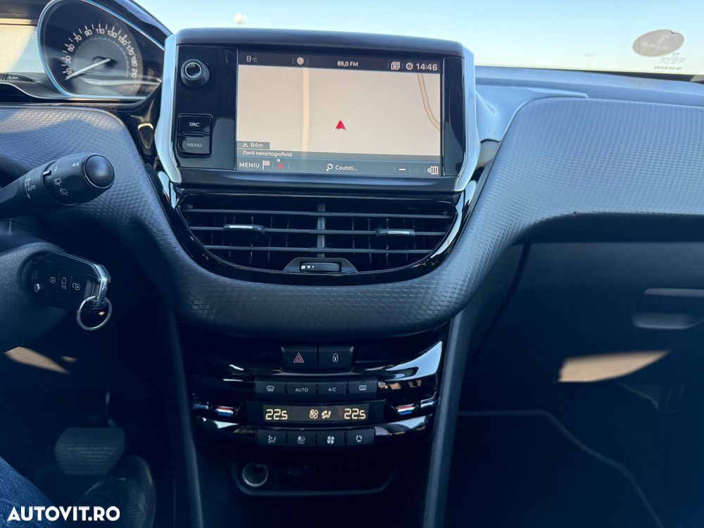 Peugeot 2008 PureTech 110 Stop&Start EAT6 Allure - 26