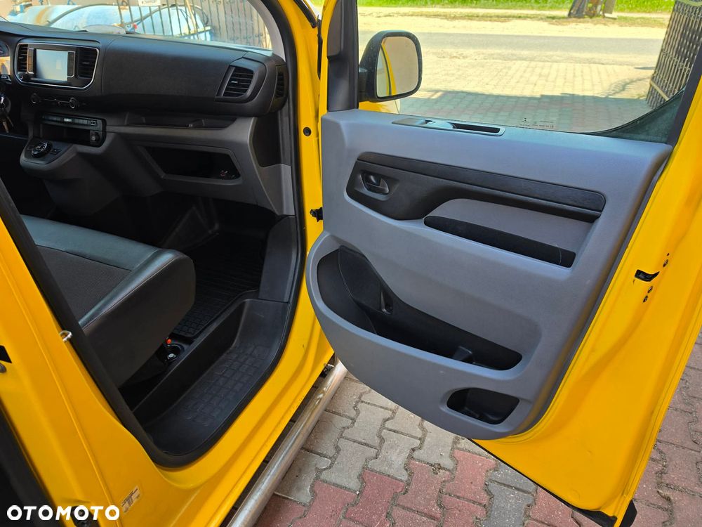 Opel Vivaro - 13