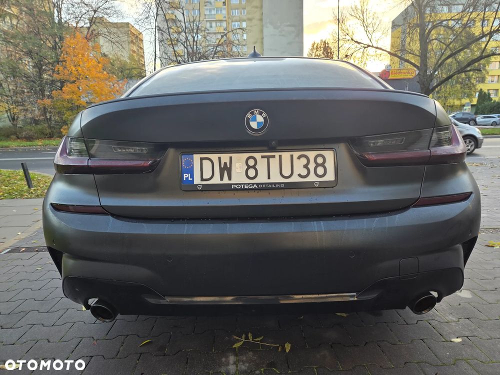 BMW Seria 3 320i xDrive M Sport sport - 9