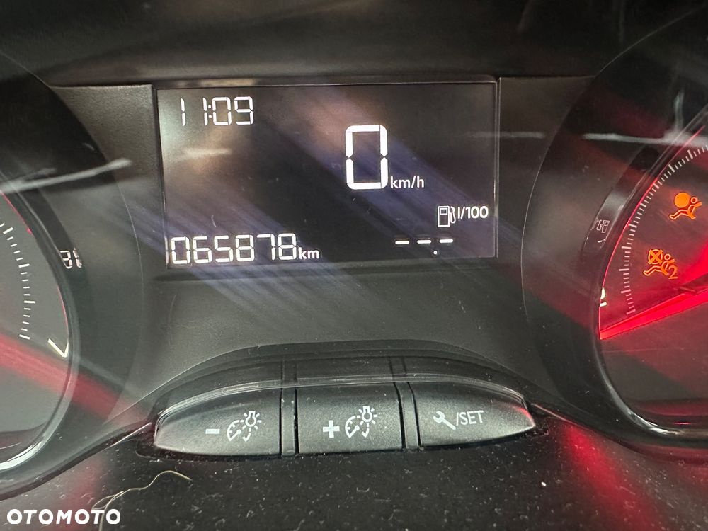 Peugeot 208 68 VTI Access - 16