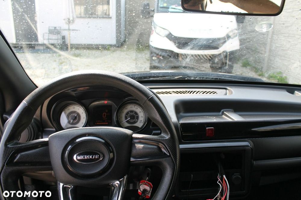 Microcar DUE - 10