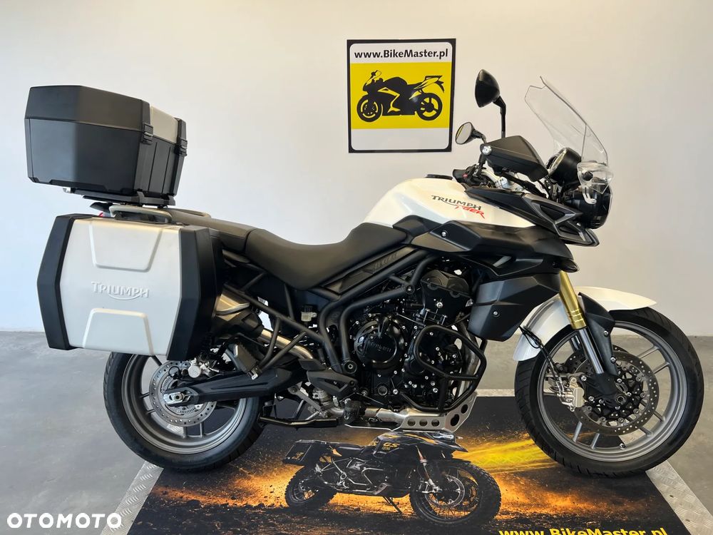 Triumph Tiger - 1