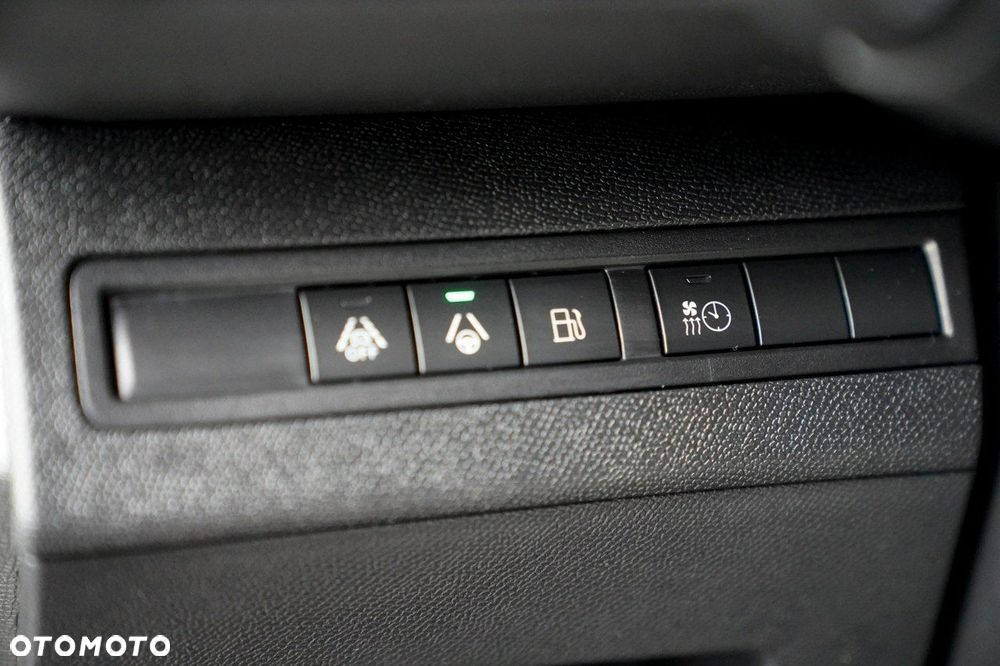 Peugeot 3008 - 19