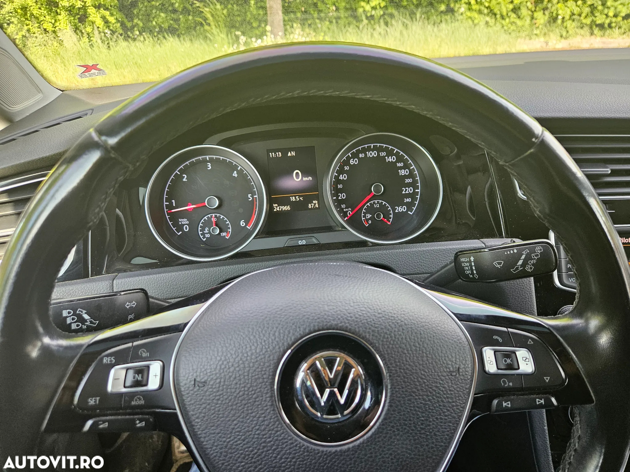 Volkswagen Golf 1.6 TDI BlueMotion Technology Allstar - 8