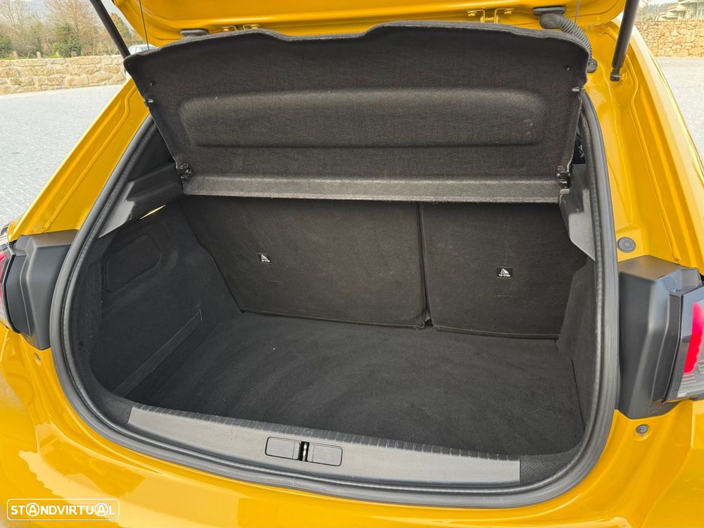 Peugeot 208 1.2 PureTech GT - 19