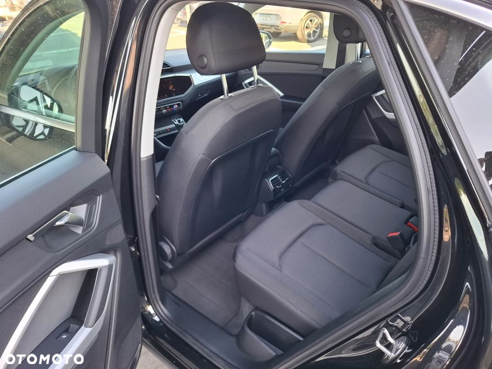 Audi Q3 35 TFSI S tronic - 7