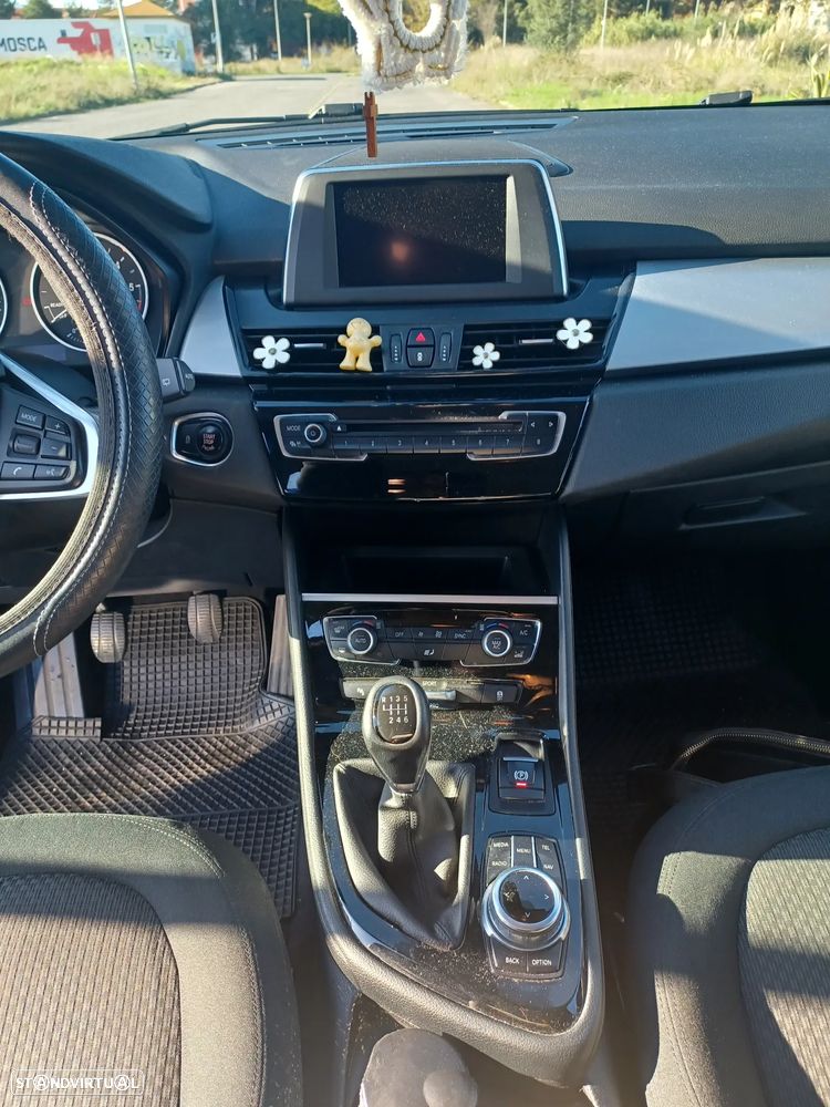 BMW 216 Gran Tourer d Luxury Line - 6
