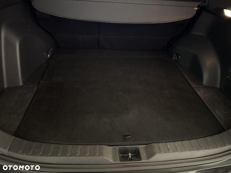 Toyota RAV4 - 23