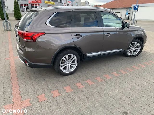 Mitsubishi Outlander 2.0 Intense + 2WD - 5