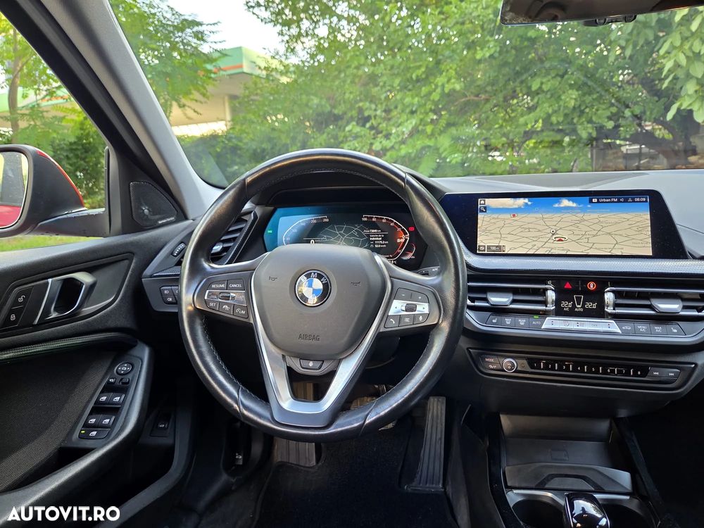 BMW Seria 1 118i Aut. Sport Line - 24
