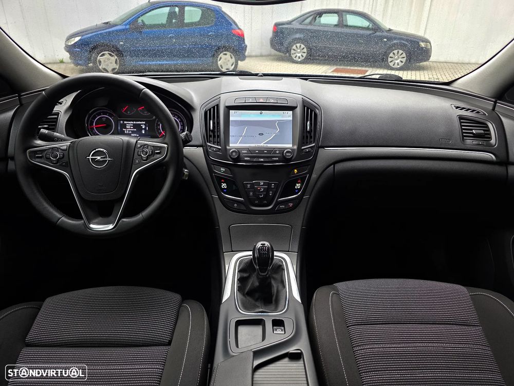 Opel Insignia Sports Tourer 1.6 CDTi Executive S/S - 32