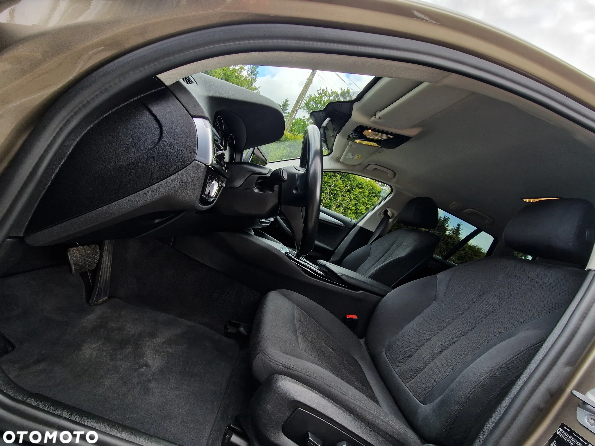 BMW Seria 5 520d xDrive Touring - 5