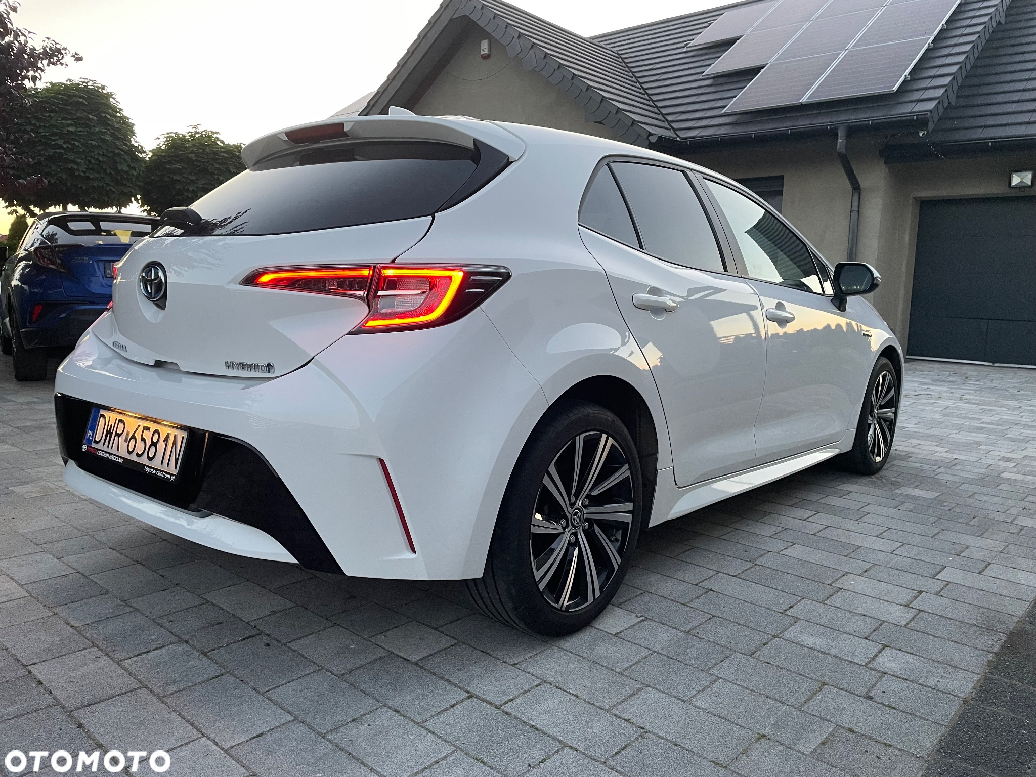 Toyota Corolla 1.8 Hybrid Comfort - 5