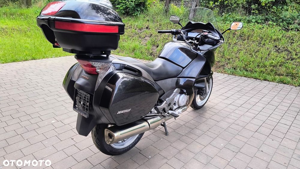 Honda NTV - 19