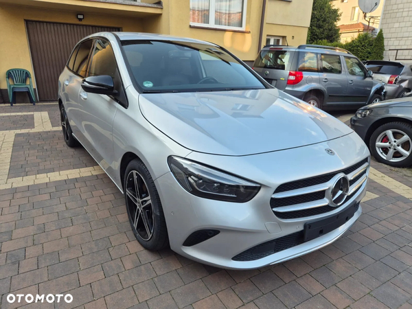 Mercedes-Benz Klasa B 200 d 4-Matic 8G-DCT