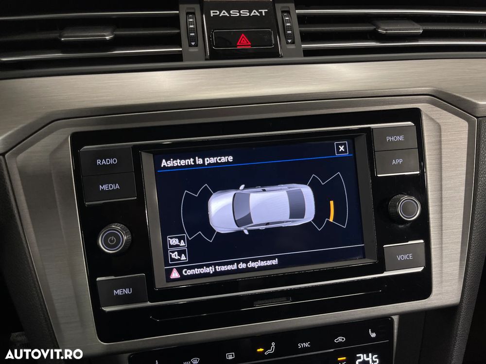 Volkswagen Passat 1.5 TSI ACT DSG Comfortline - 17