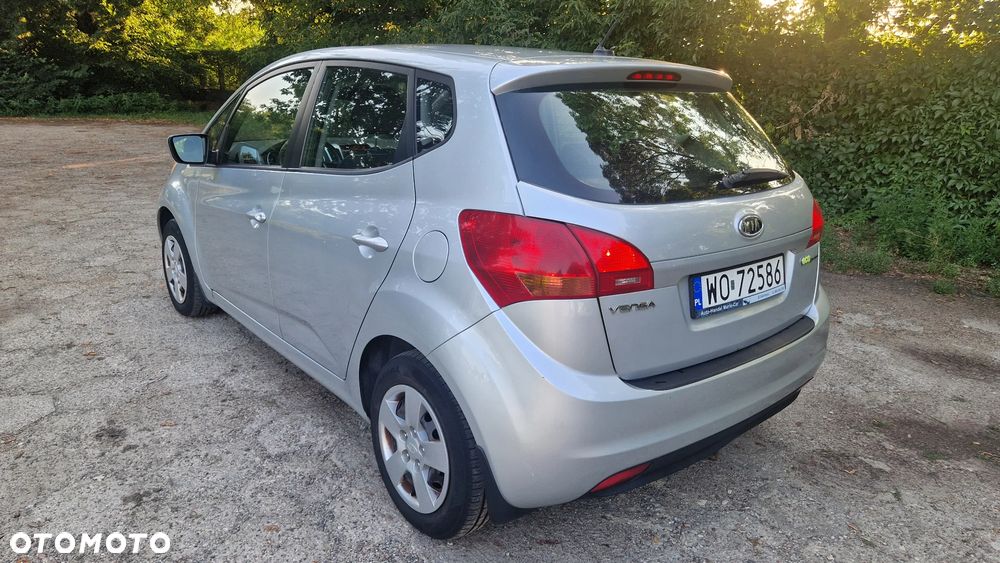 Kia Venga 1.6 CRDi XL - 3
