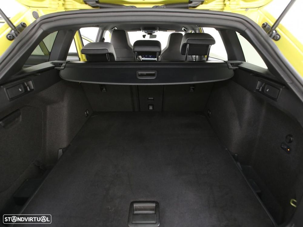 VW Golf Variant 2.0 TDi R-Line DSG - 13