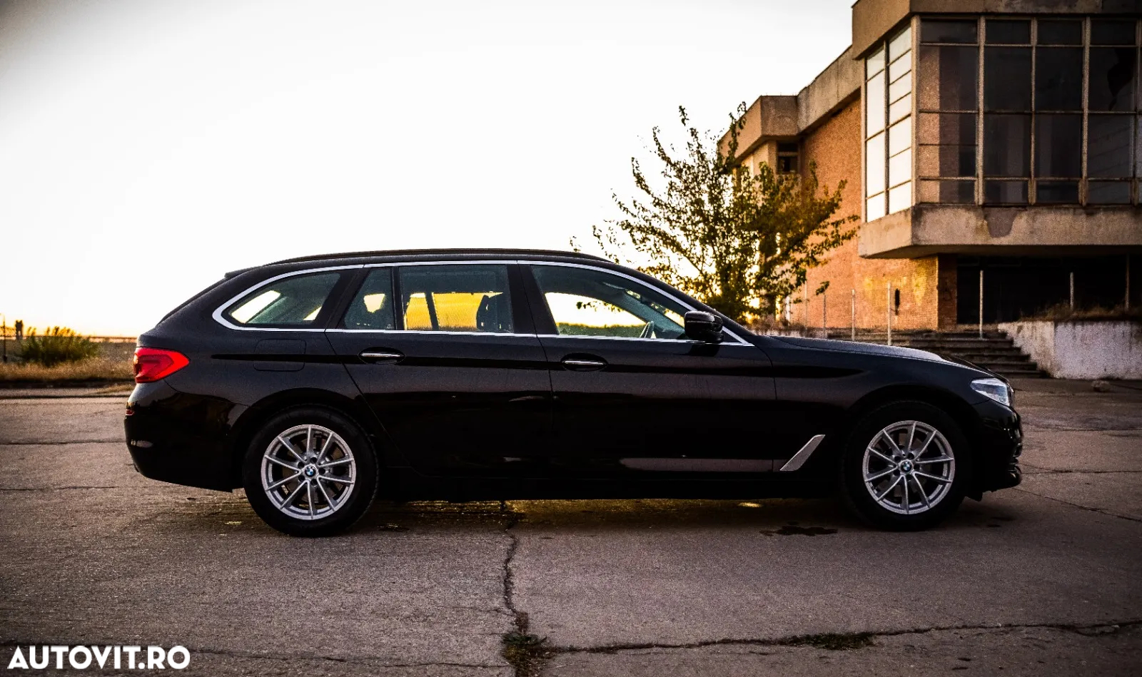 BMW Seria 5 520d Touring Aut. Luxury Line - 5