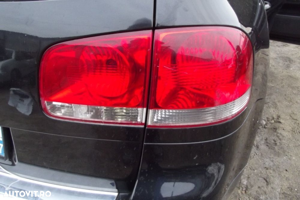 Stop VW Touareg 2002-2010 stopuri spate haion aripa triple dezmembrez - 2