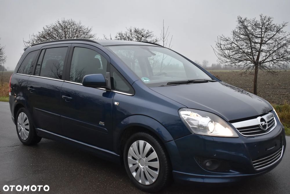 Opel Zafira 1.8 Sport - 11
