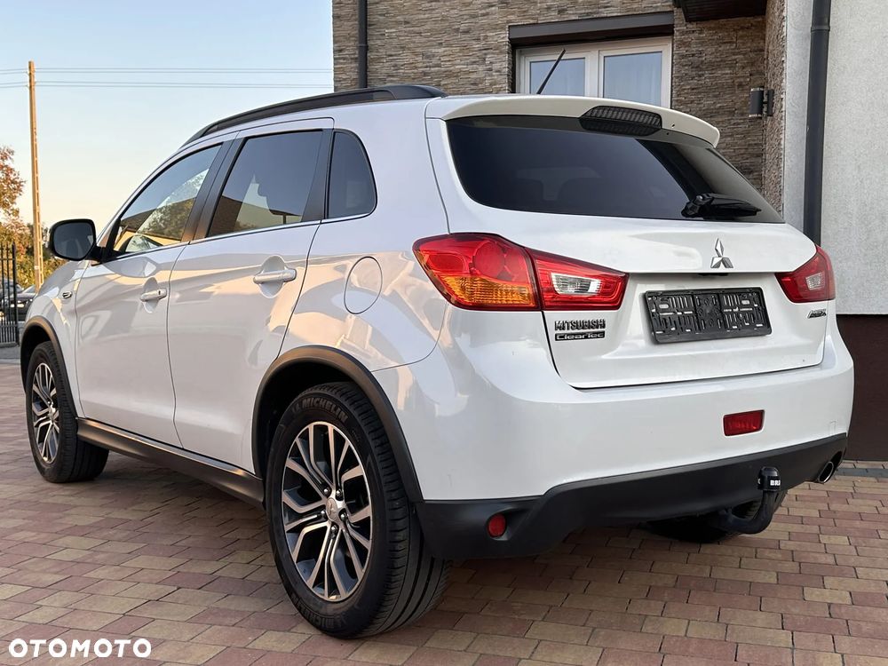 Mitsubishi ASX 1.6 Inform - 12