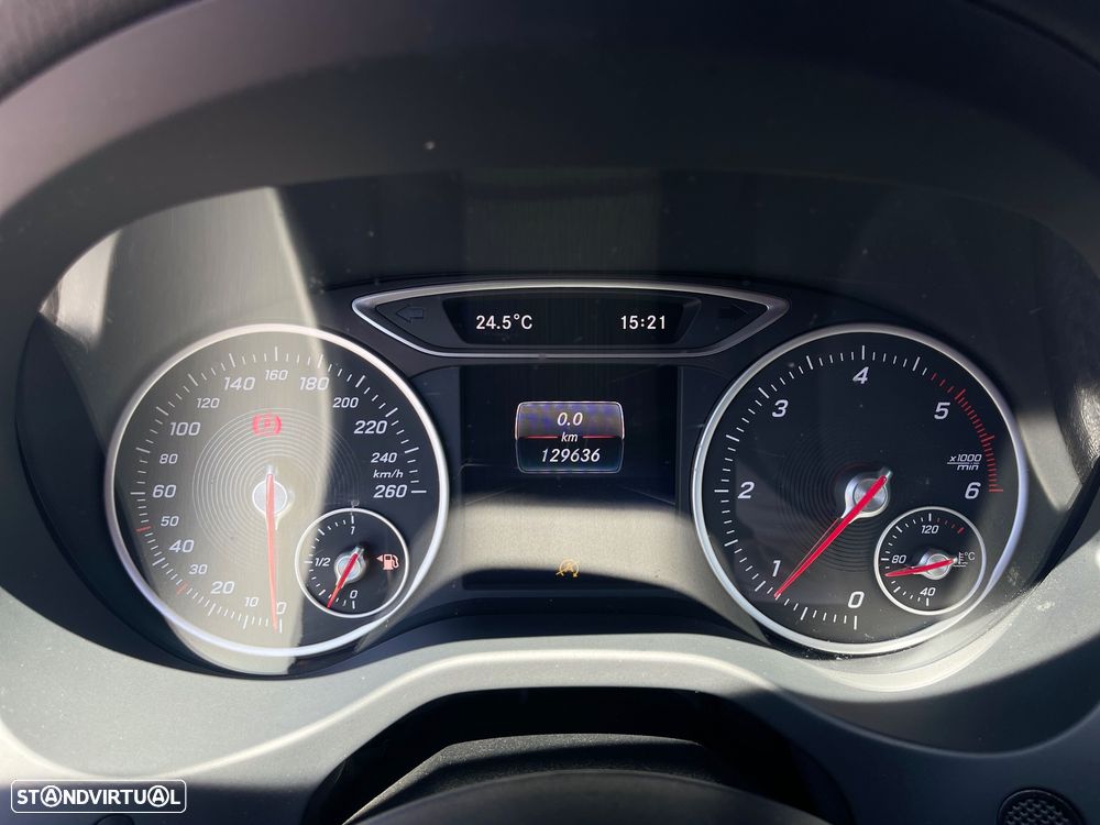 Mercedes-Benz A 180 d BlueEFFICIENCY Edition Style - 13