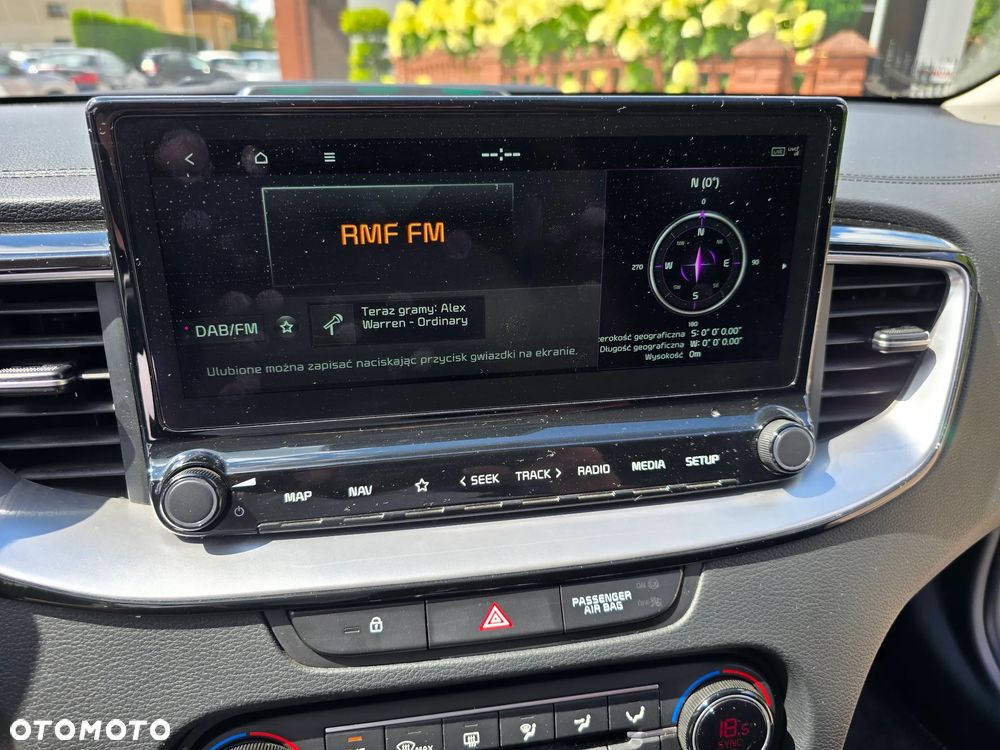 Kia XCeed - 30