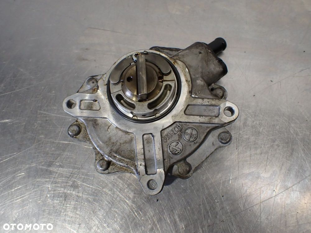 VACUM POMPA BMW E90 320I ST732-M5-A - 1