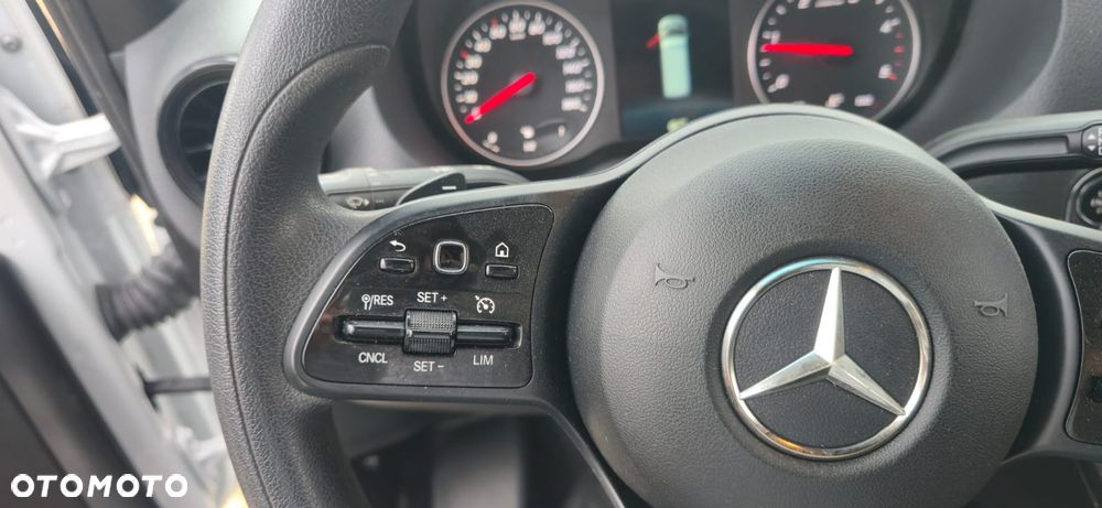 Mercedes-Benz Sprinter 315 - 12