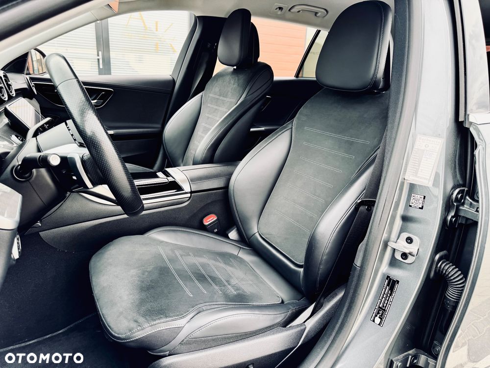 Mercedes-Benz Klasa C 220 d 4Matic 9G-TRONIC - 28