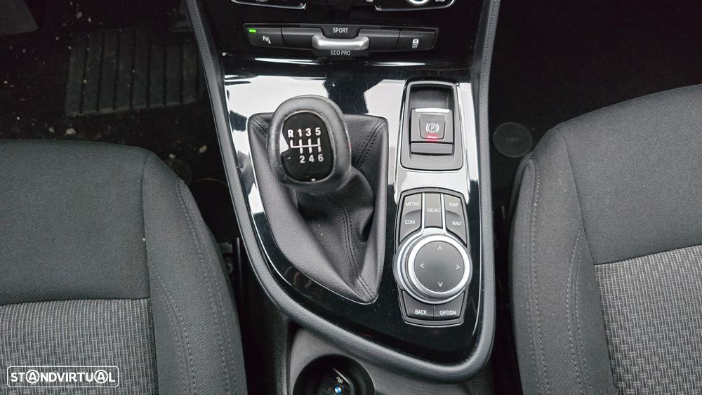 BMW 216 Gran Tourer i 7L Advantage - 34