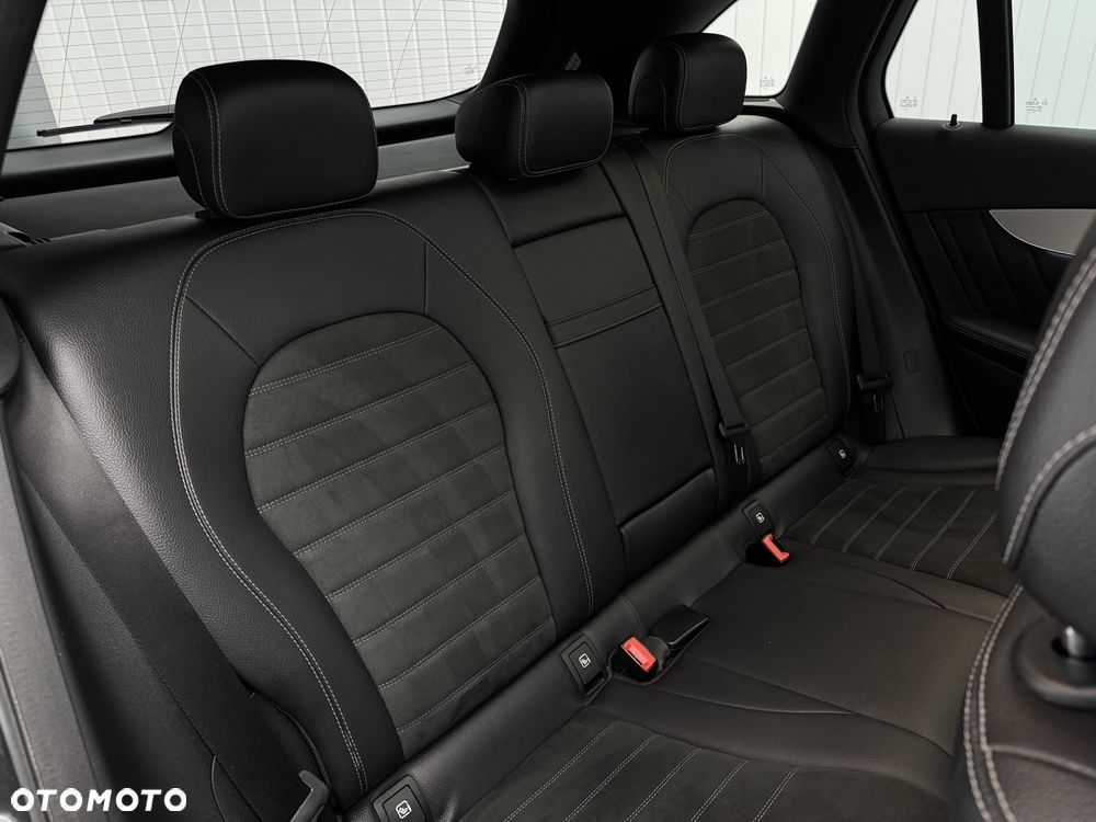 Mercedes-Benz GLC 200 d - 32