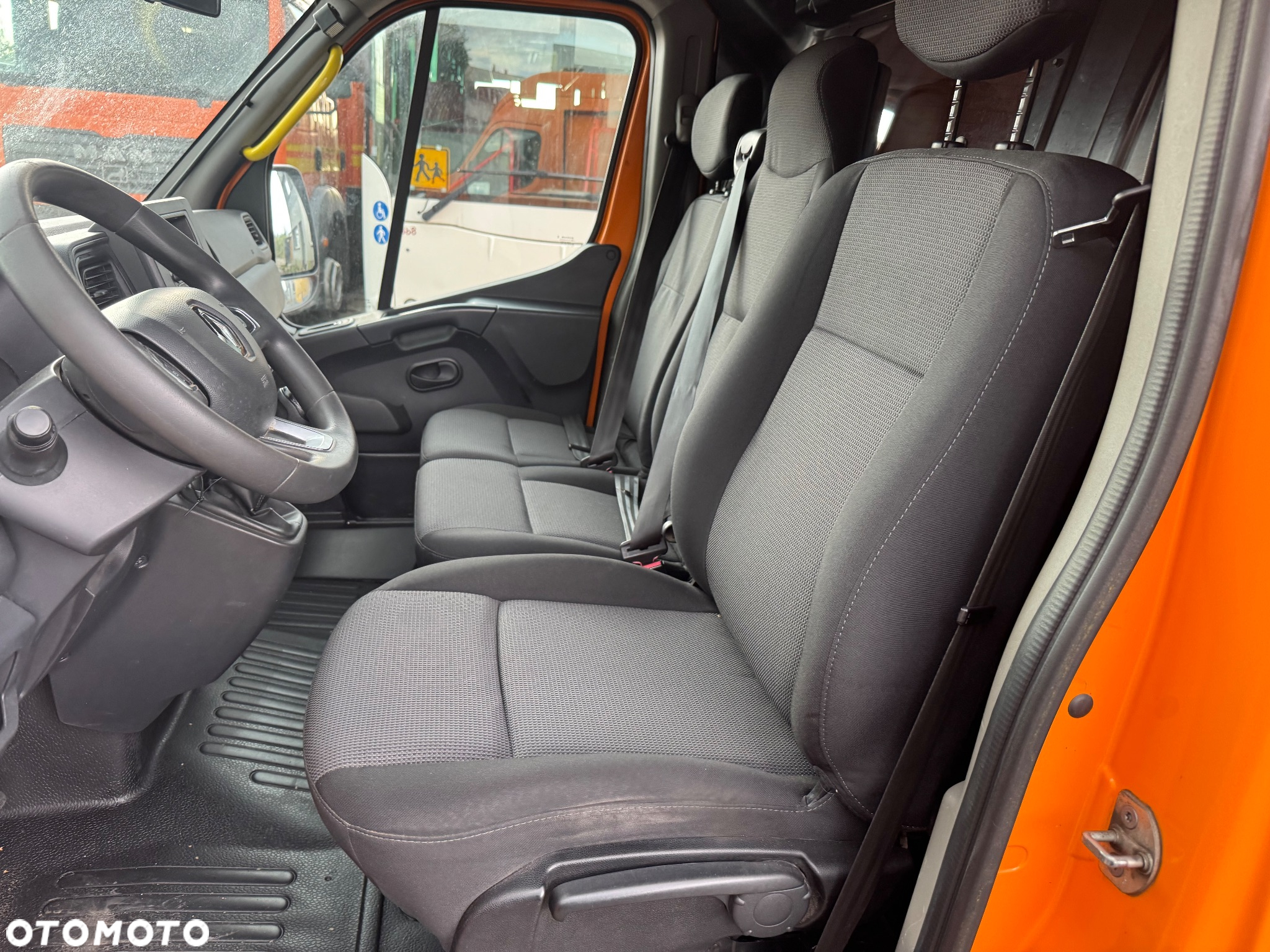 Renault Master klimatyzacja Mobilny serwis roboty drogowe Blaszak L3H3 super stan - 13