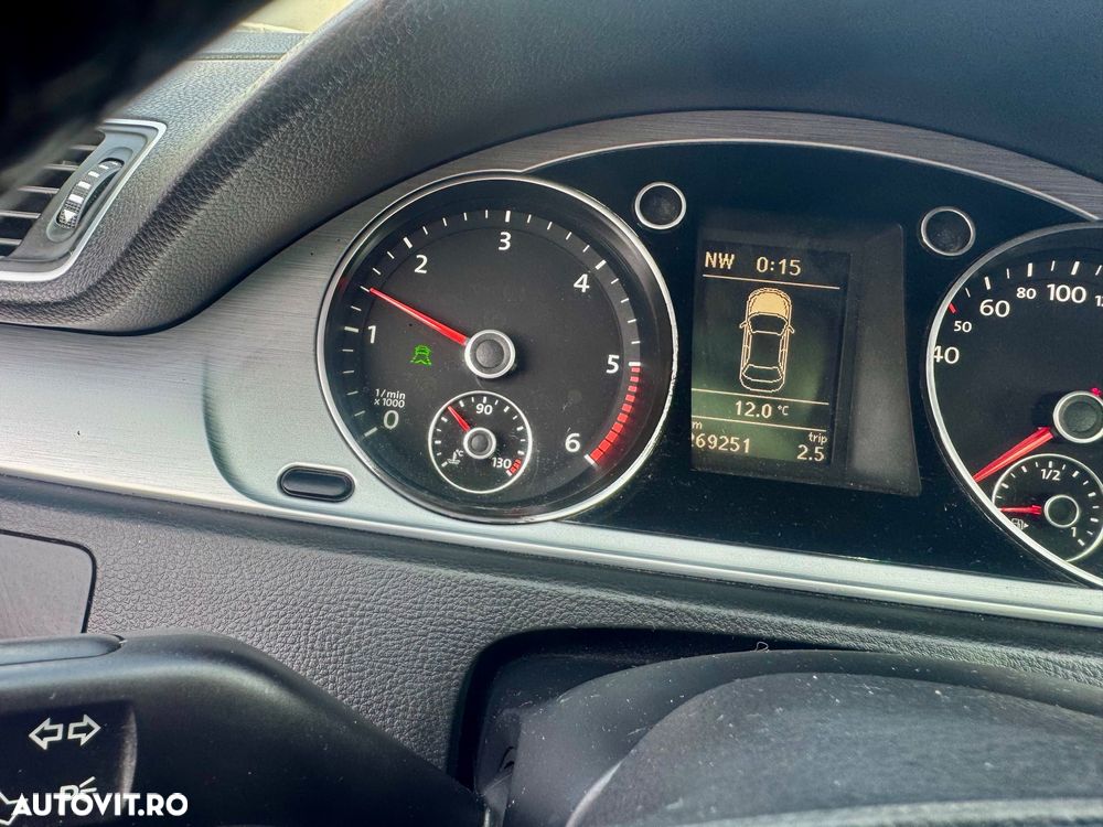 Volkswagen Passat CC 2.0 TDI BlueMotion Technology Exclusive - 12