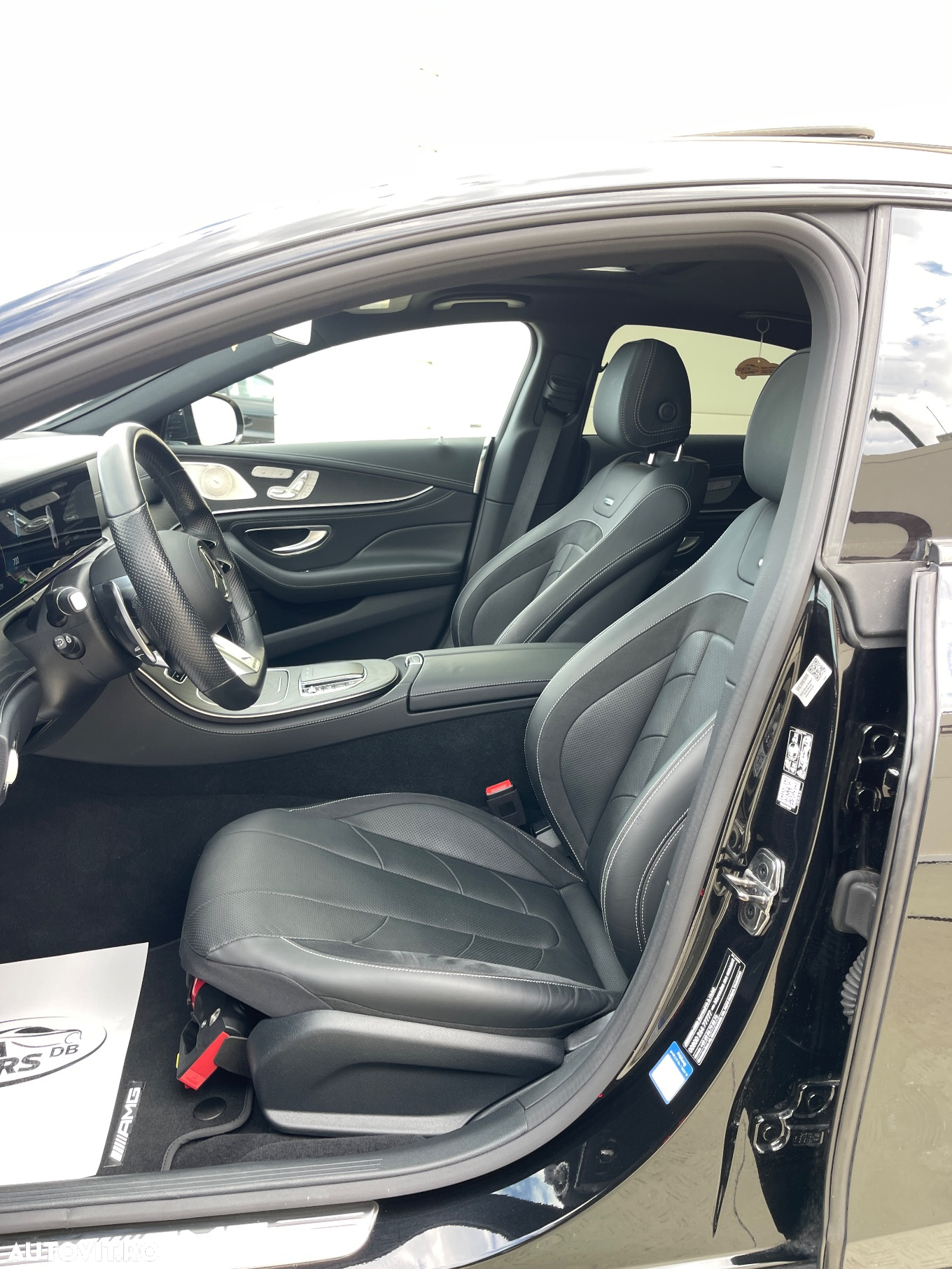Mercedes-Benz CLS AMG 53 MHEV 4MATIC+ Aut - 28