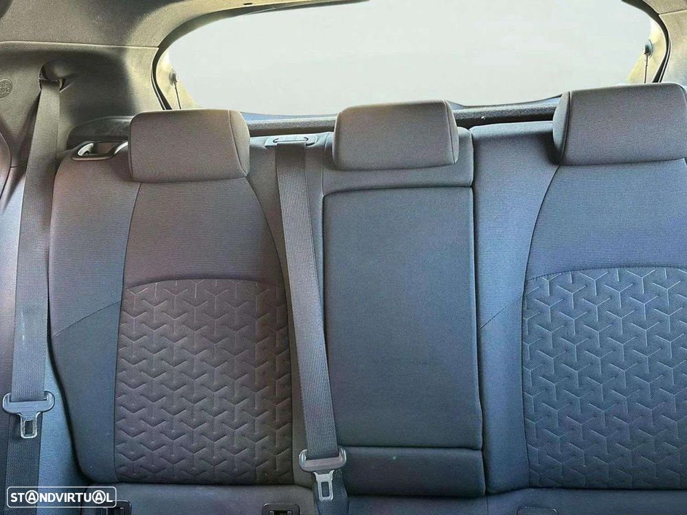 Toyota Corolla 1.8 Hybrid Comfort - 15