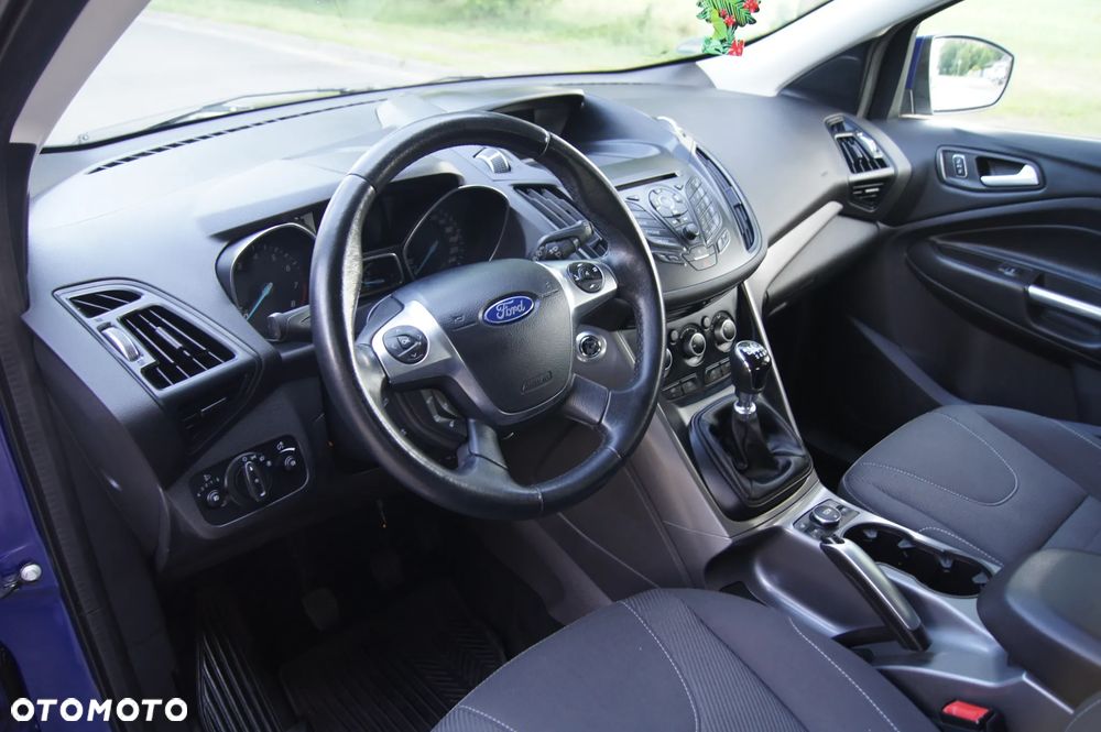 Ford Kuga 1.5 EcoBoost 2x4 Trend - 12