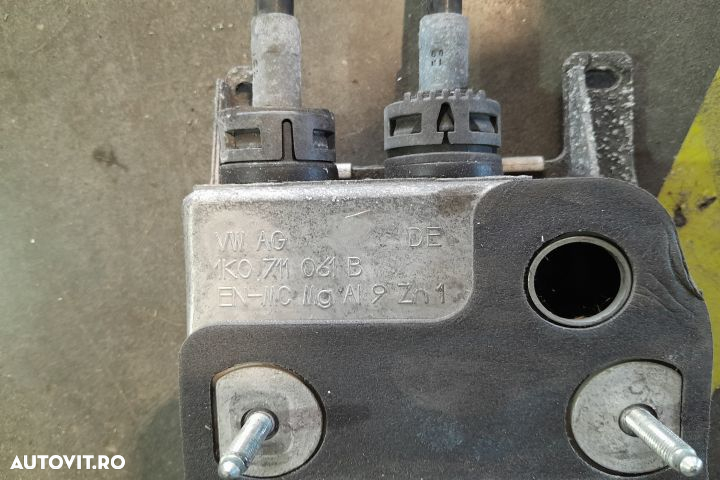 Timonerie cutie de viteza 1K0711061B 1K0711061B Volkswagen VW Golf 6 - 5