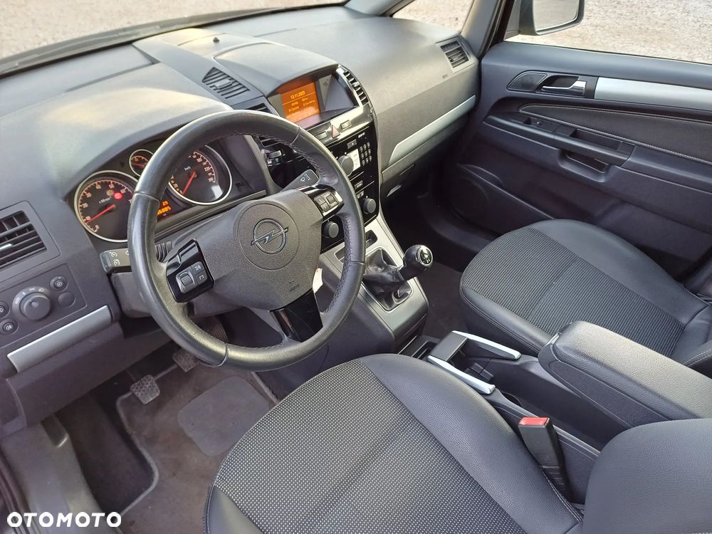 Opel Zafira 1.8 Edition 111 Jahre - 10