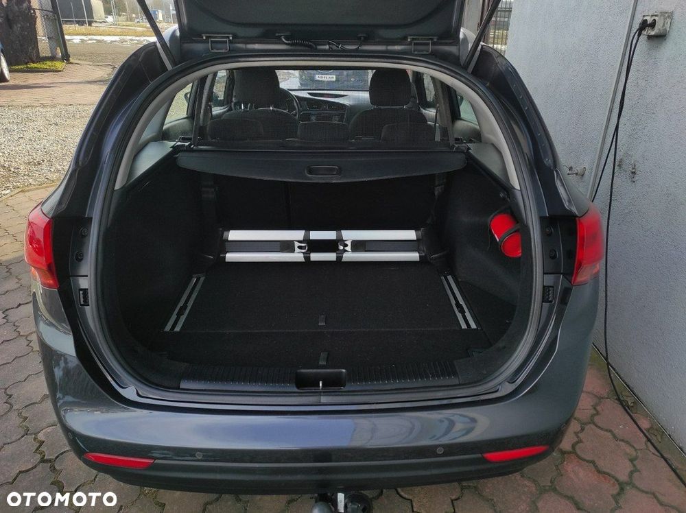 Kia Ceed - 17