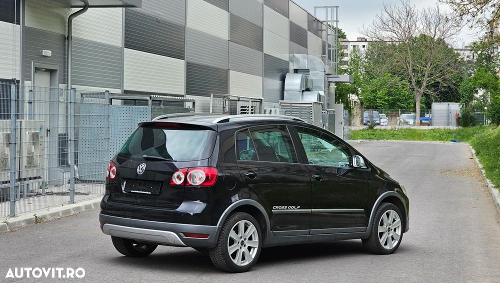 Volkswagen Golf - 30