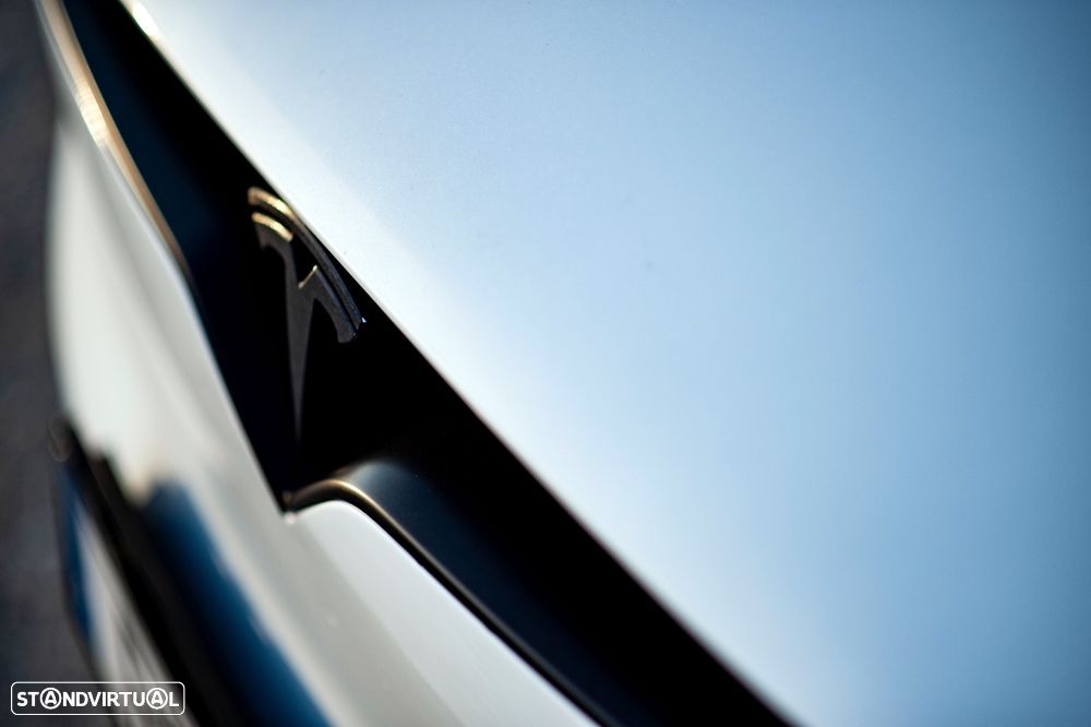 Tesla Model X P100D - 39