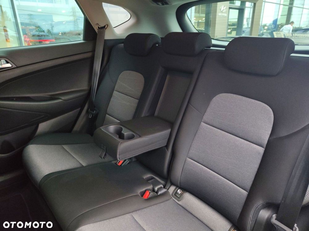 Hyundai Tucson 1.6 GDI BlueDrive Comfort 2WD - 18