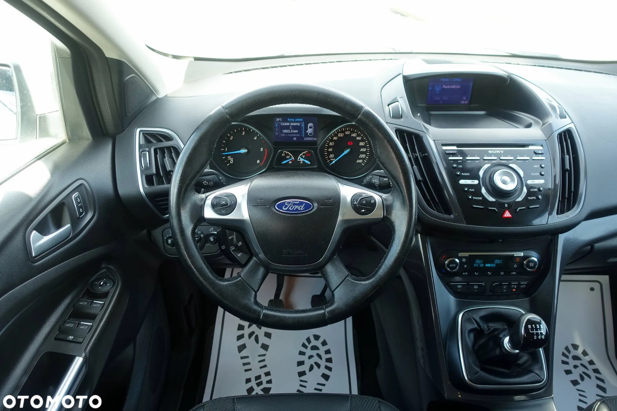 Ford Kuga 2.0 TDCi 4WD Titanium - 15