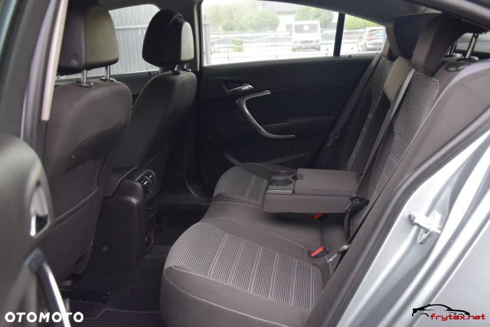 Opel Insignia - 19