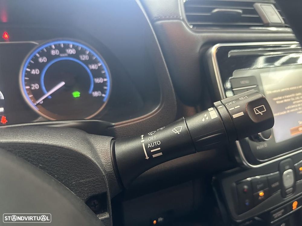 Nissan Leaf Acenta - 24