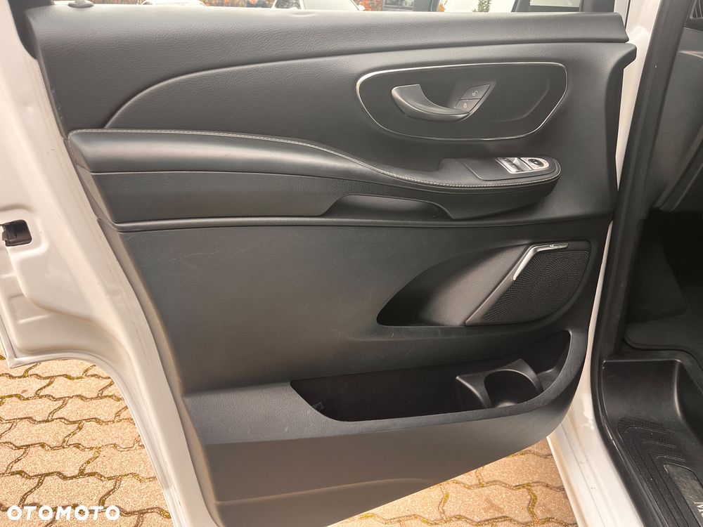 Mercedes-Benz Klasa V 250 (BlueTEC) d Avantgarde 7G-Tronic (d³ugi) - 26