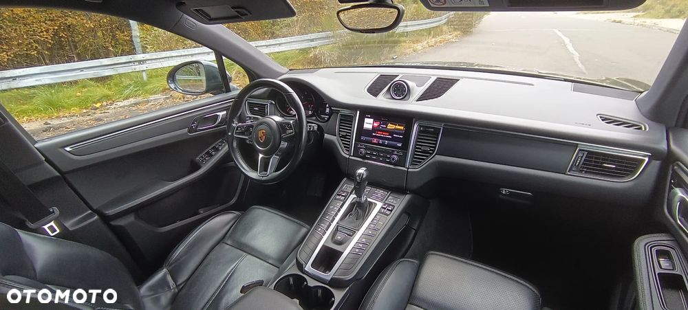 Porsche Macan Standard - 13
